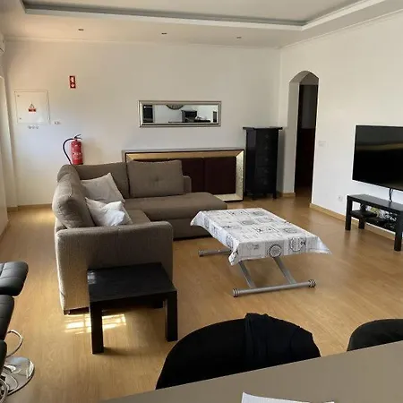 Albufeira 2 A 6 Personnes Apartamento Guia (Faro)